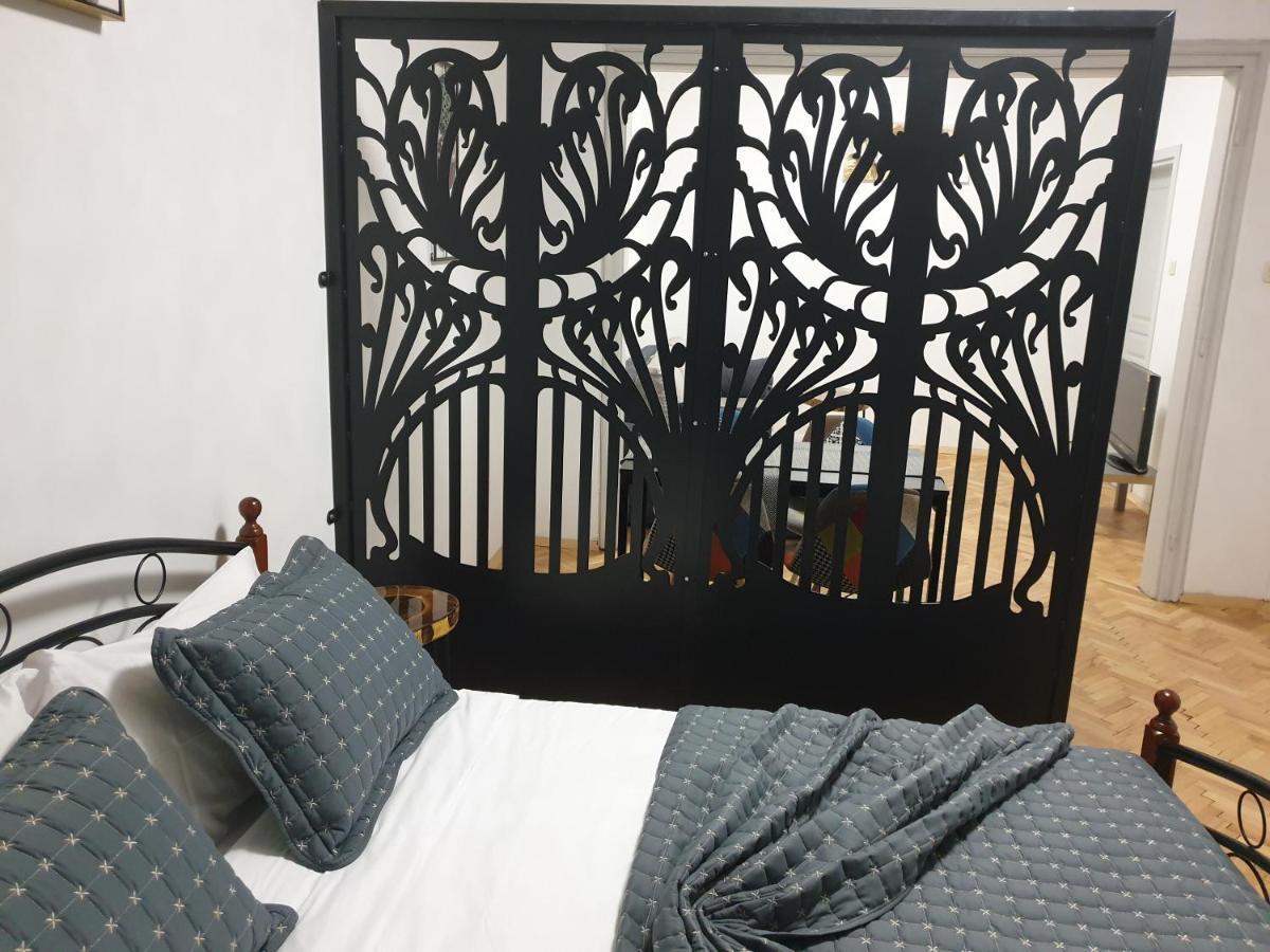 صوفيا Elegant Apartment المظهر الخارجي الصورة